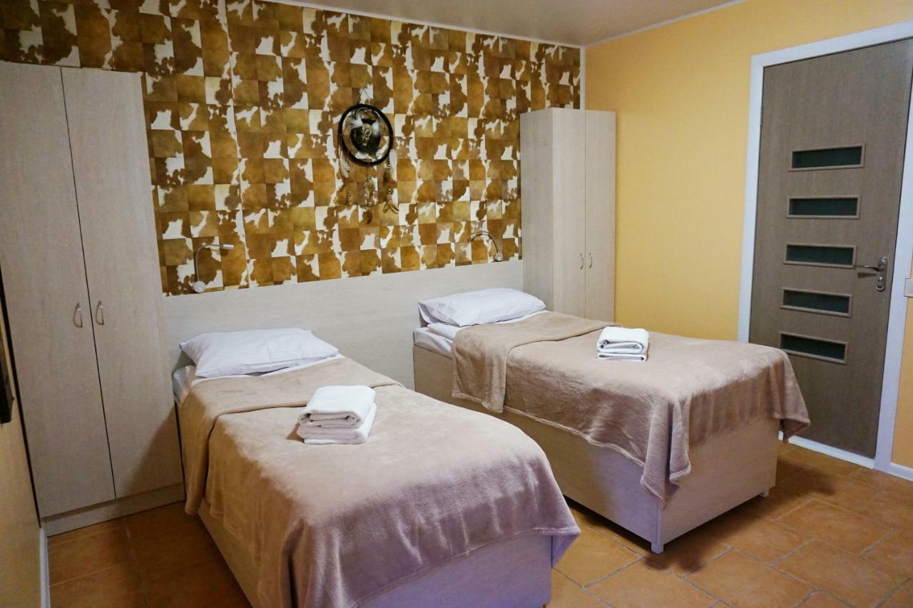Kolibri Hotel Odesa Exterior photo